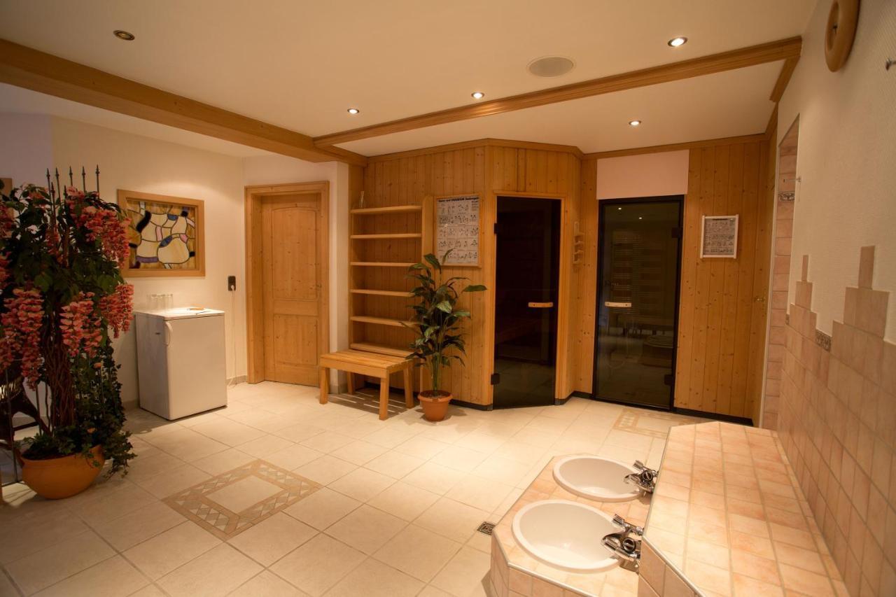 Landhotel Teuteberg Bad Arolsen Exterior foto